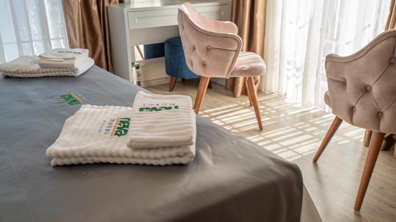 Neva Hotel Alaçatı Esterno foto