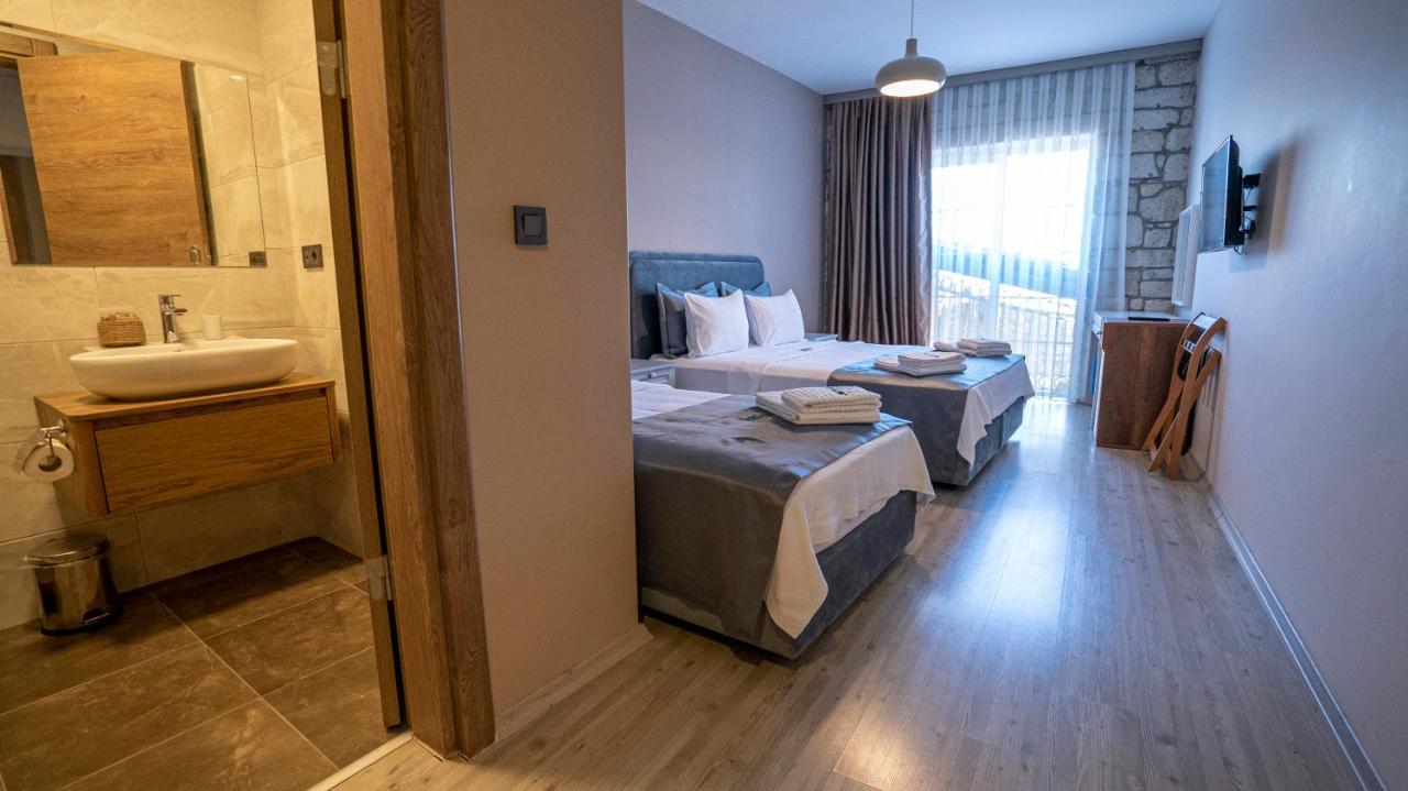 Neva Hotel Alaçatı Esterno foto